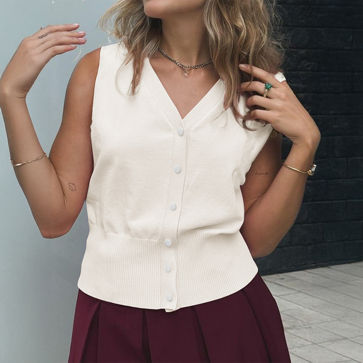 Leisure Vacation Solid Color Buttons T-shirt Vest For Women