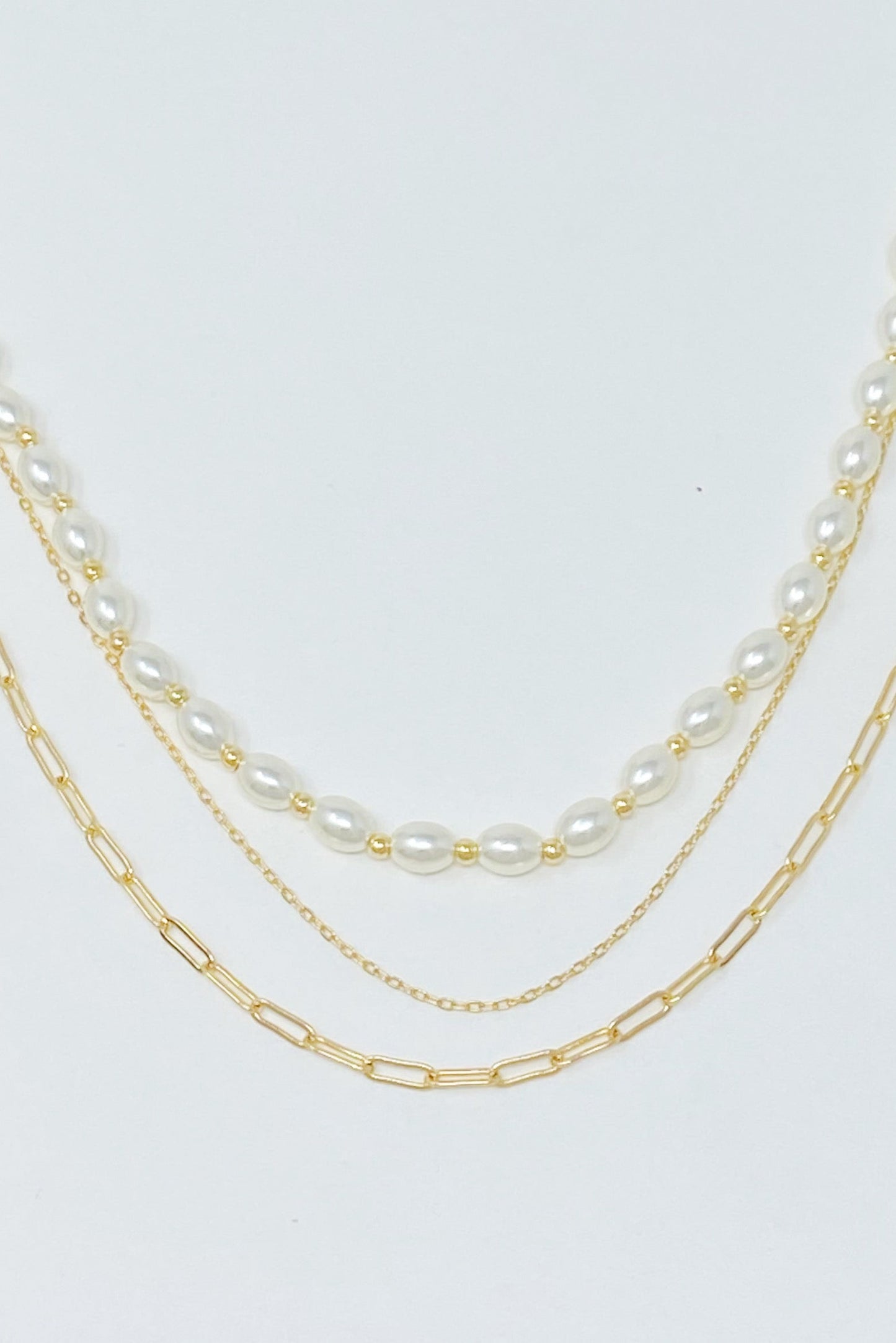 Layered Pearl And Chain Necklace by Ellisonyoung.com
