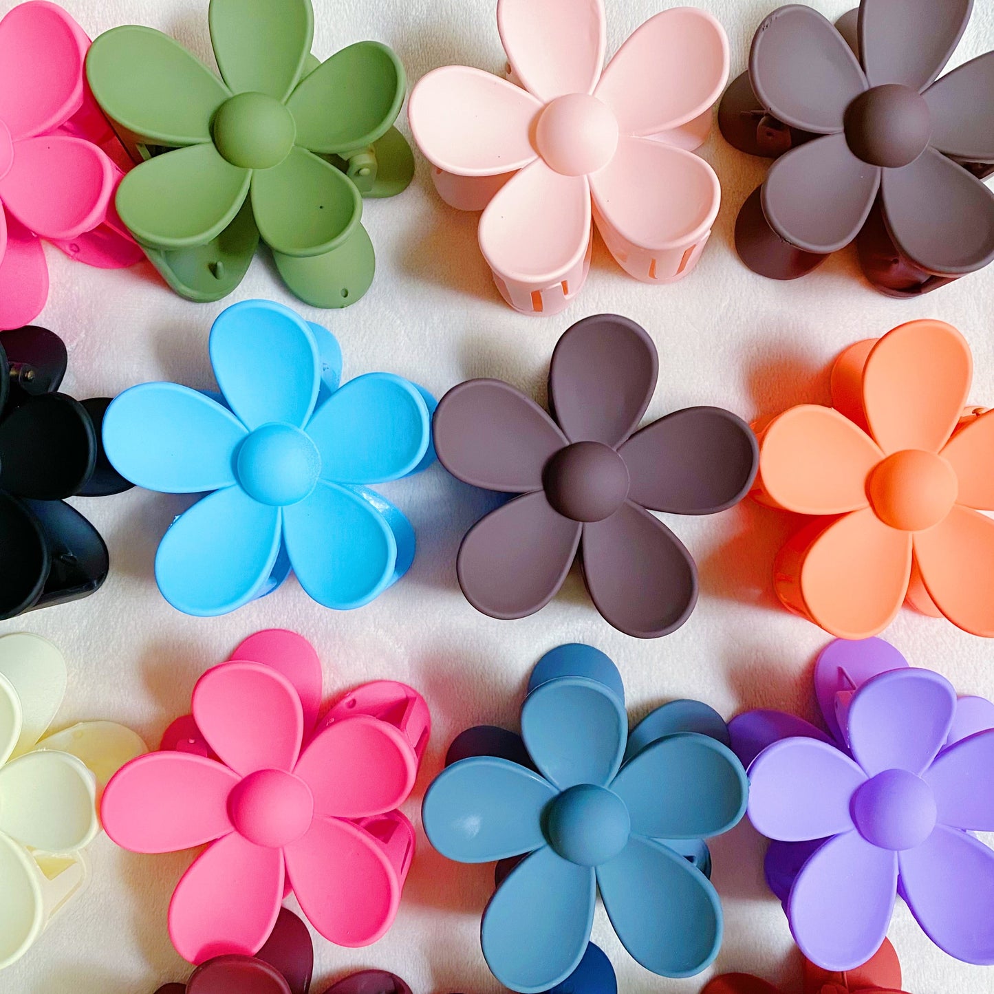 Daisy Days Hair Claw Set by Ellisonyoung.com