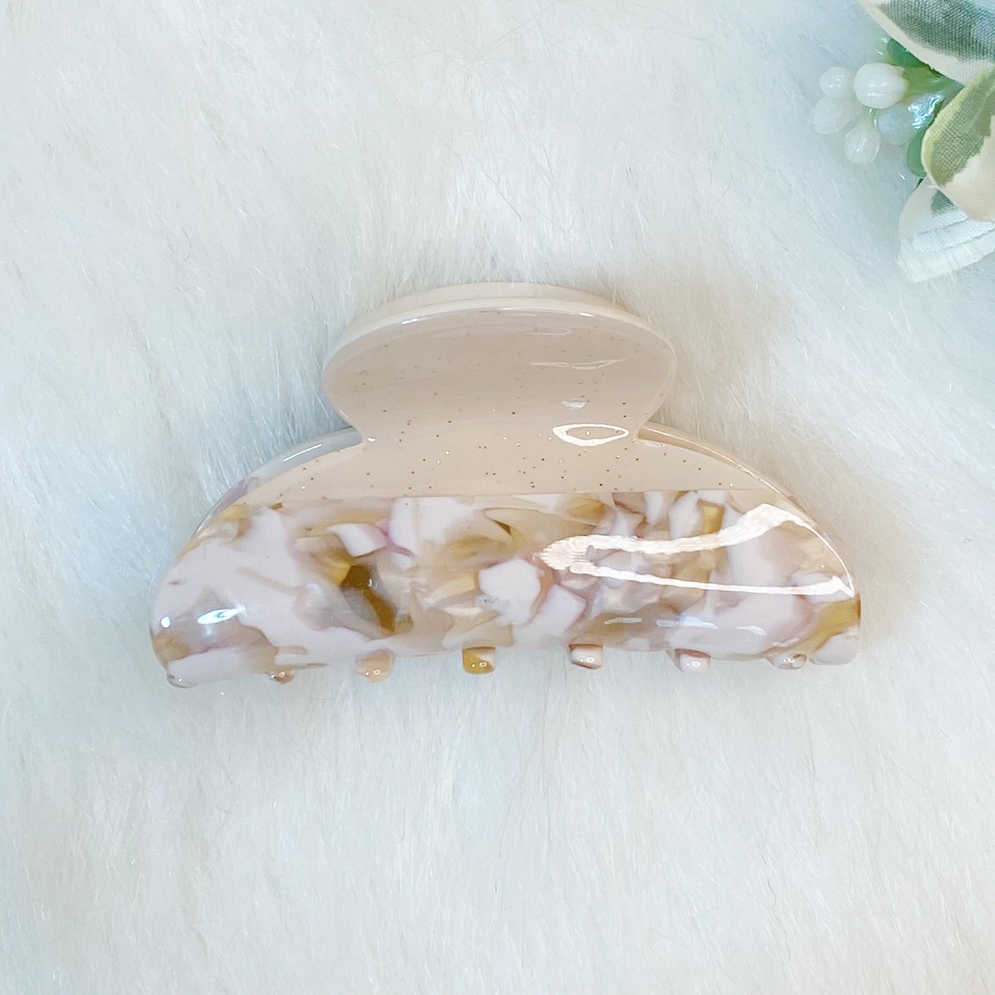 Two Toned Luxe Hair Claw by Ellisonyoung.com