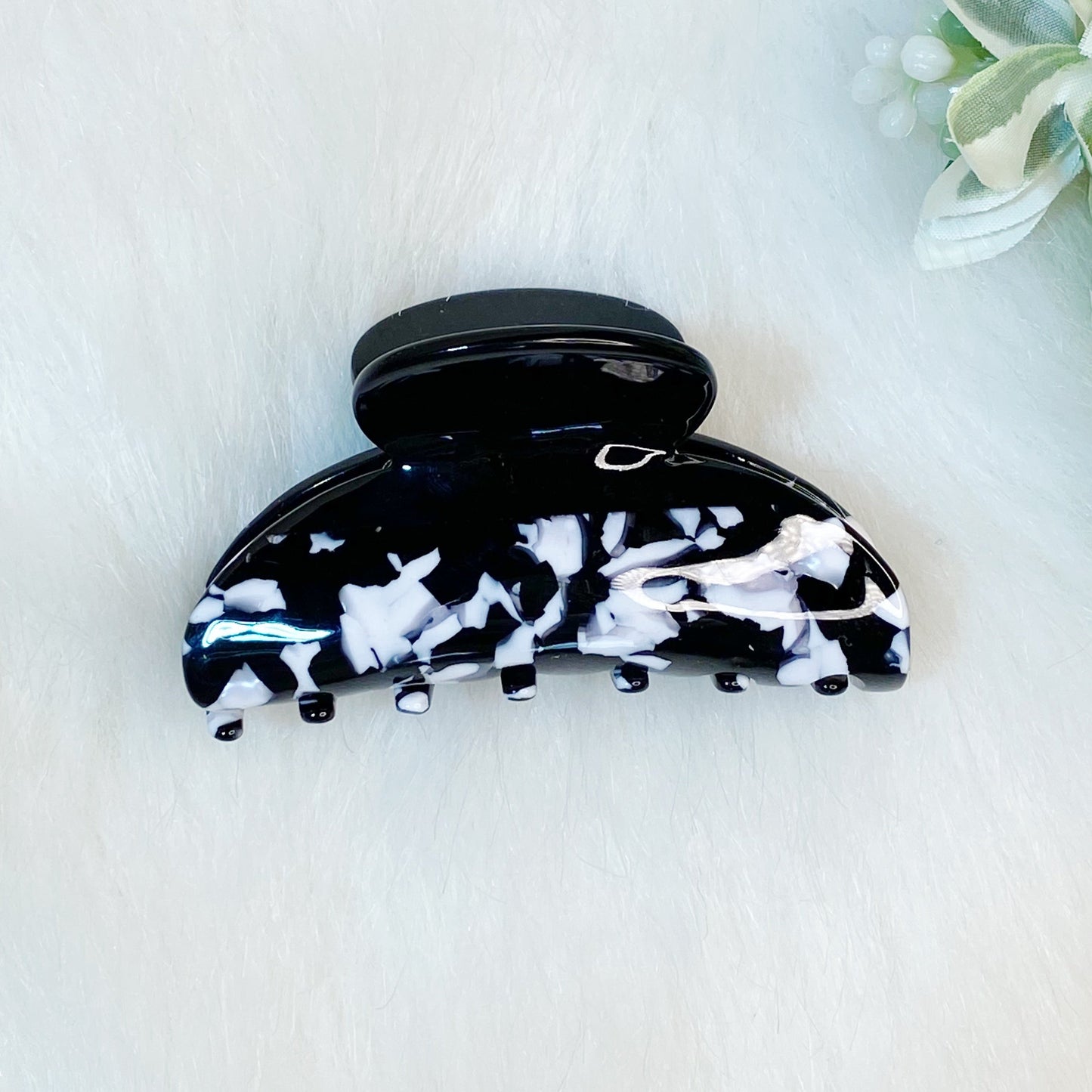 Two Toned Luxe Hair Claw by Ellisonyoung.com