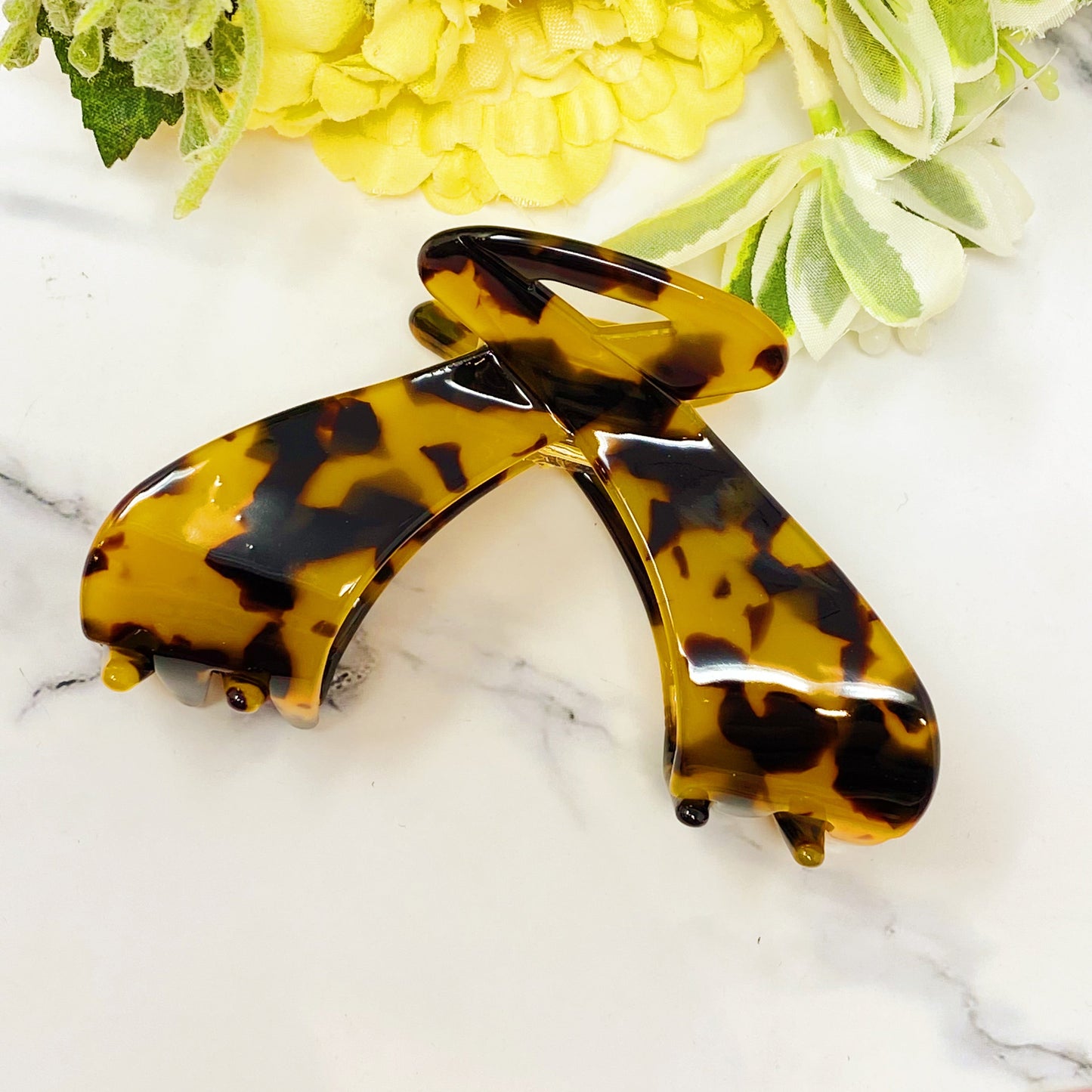 Bow Lovers Hair Claw by Ellisonyoung.com