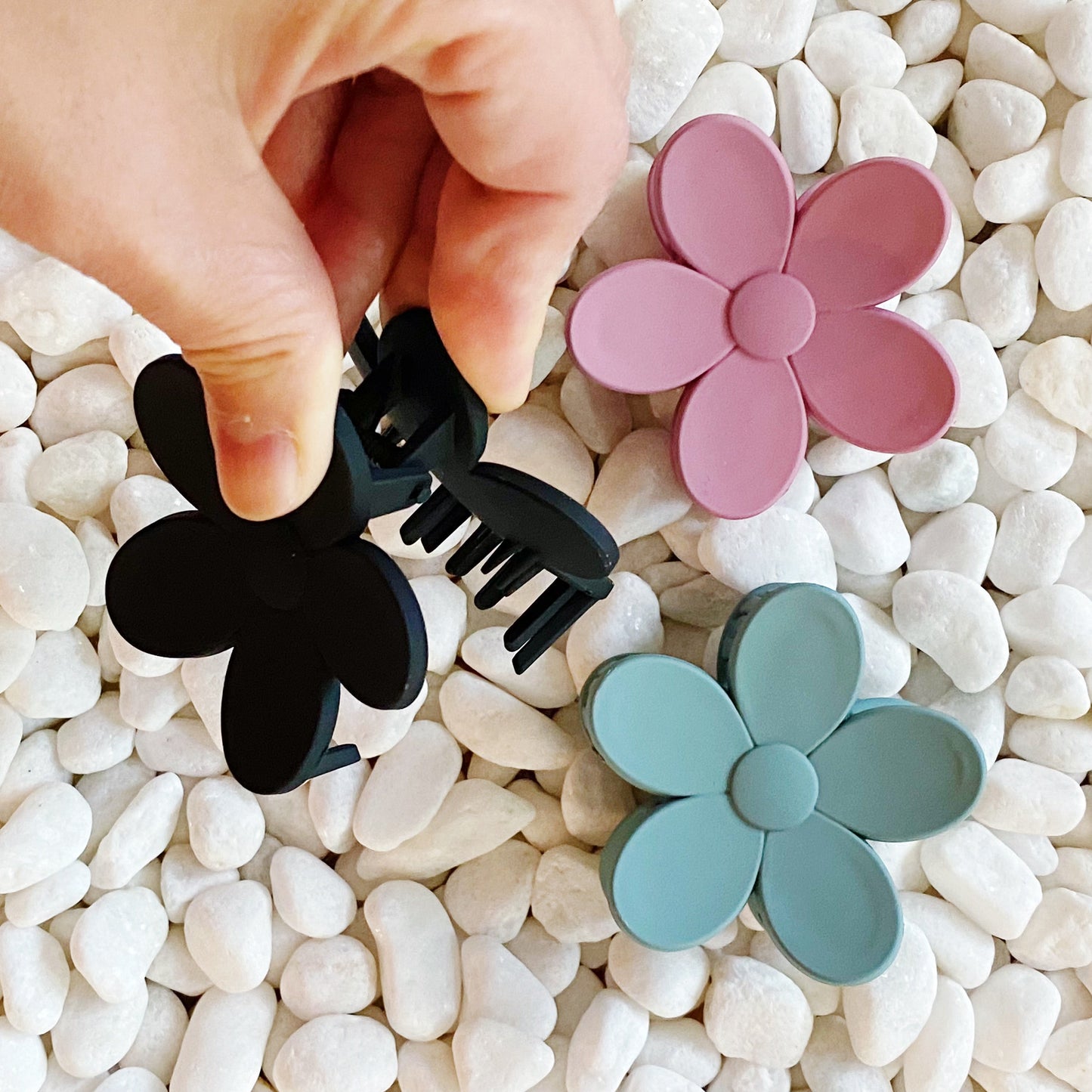 Smaller Daisy Days Hair Claw Set Of 3 by Ellisonyoung.com