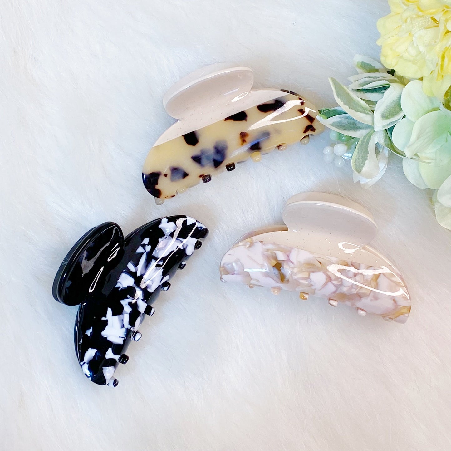 Two Toned Luxe Hair Claw by Ellisonyoung.com