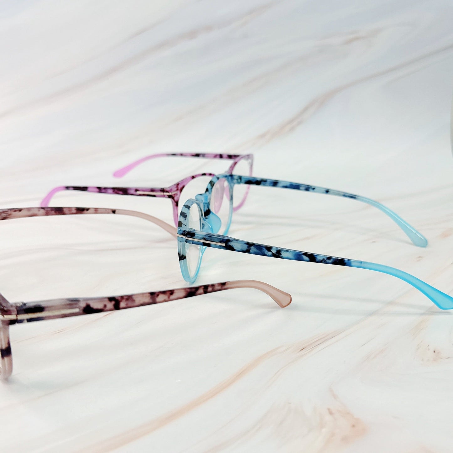 Color-Tortoise-Reading-Glasses-2