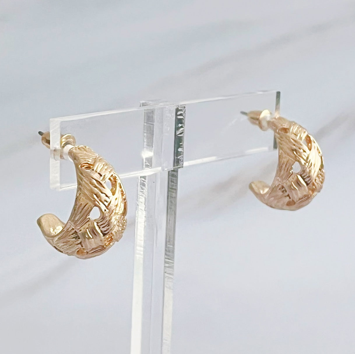 Knit Textured Hoop Earrings by Ellisonyoung.com