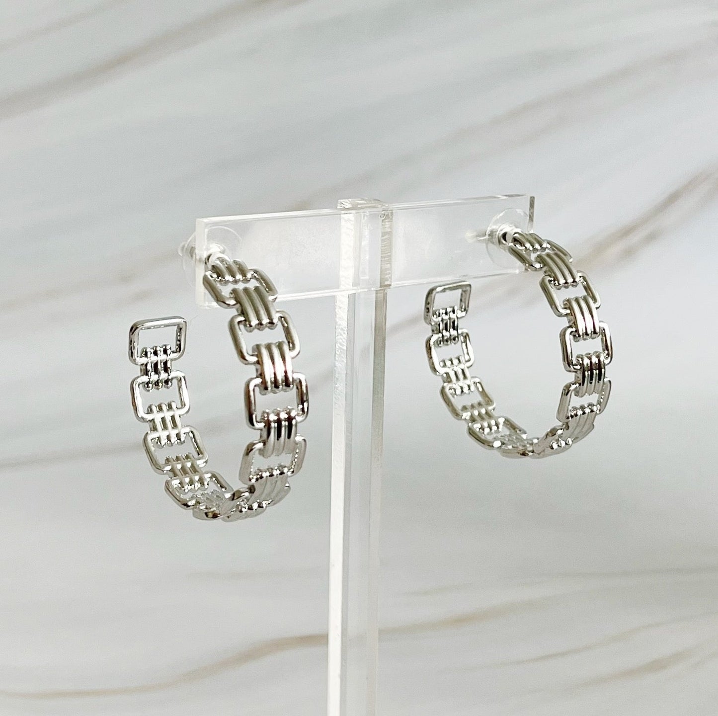 Linked Golden Hoop Earrings by Ellisonyoung.com
