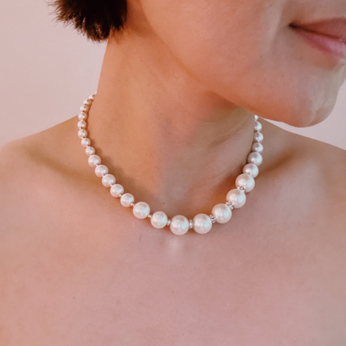 Graduated Glam Pearl Necklace by Ellisonyoung.com