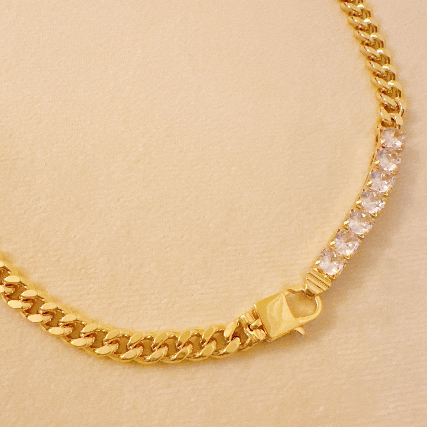City Glam Chain Necklace by Ellisonyoung.com