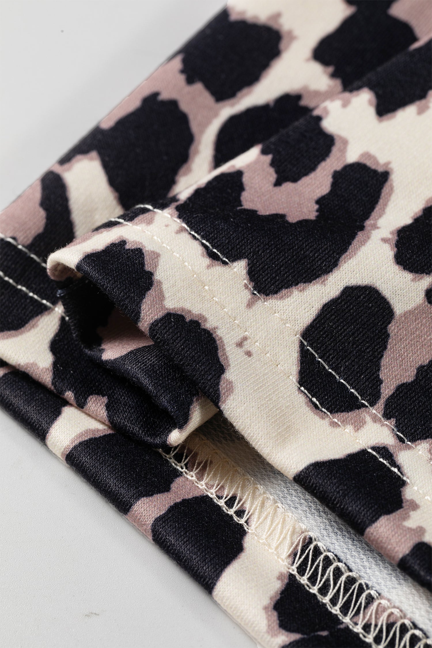 Rose Contrast Detail Tie Waist Leopard Print Casual Pants