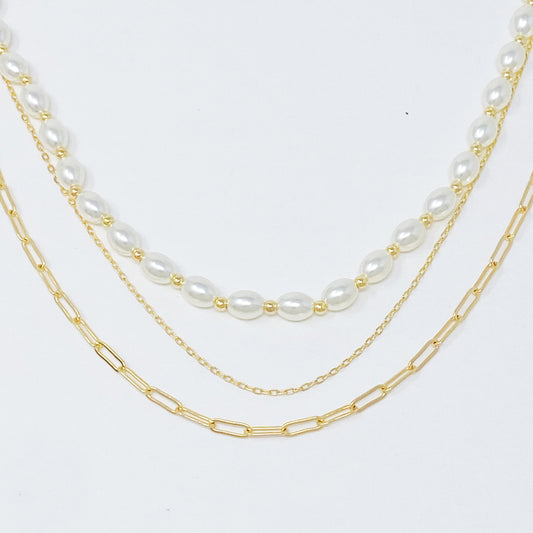 Layered Pearl And Chain Necklace by Ellisonyoung.com