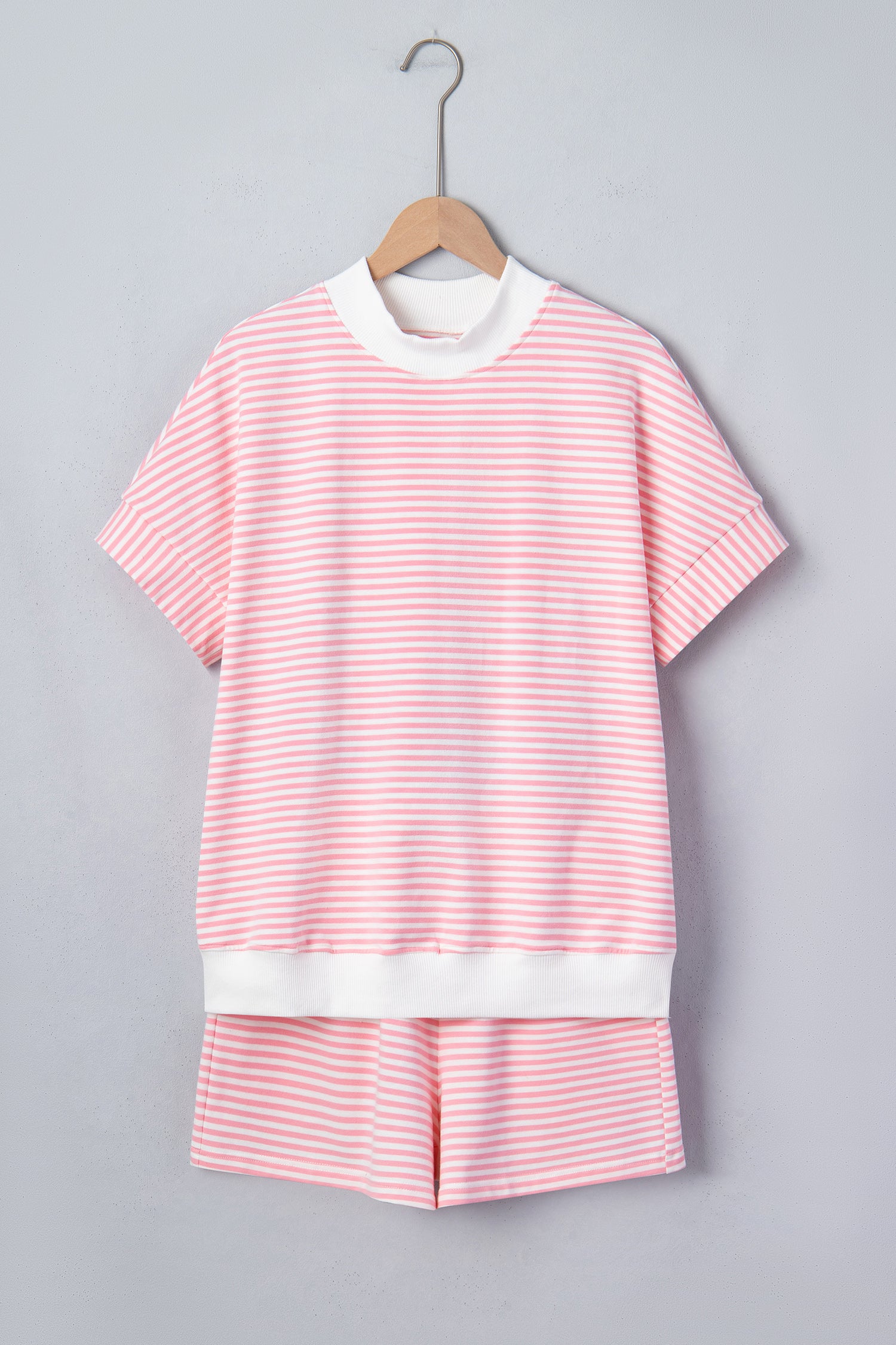 Pink Stripe Cuffed Sleeve Contrast Mock Neck Tee Casual 2pcs Short Set