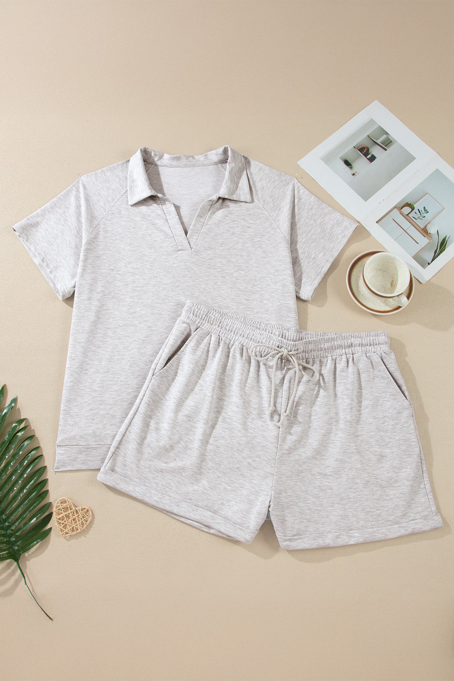 Light Grey Plus Size Solid V-Neck Short Sleeve Elastic Waist Two-Piece Set