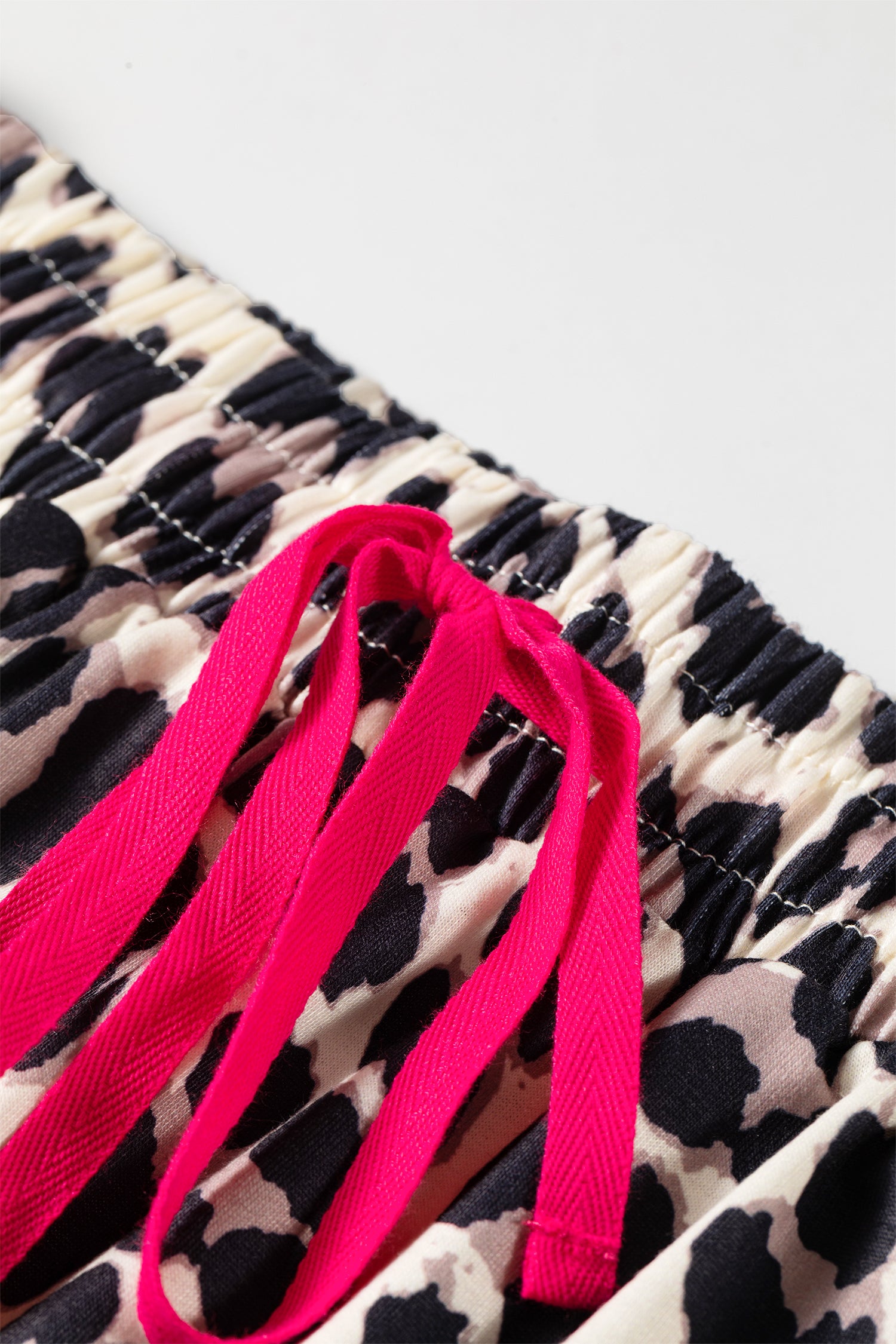 Rose Contrast Detail Tie Waist Leopard Print Casual Pants