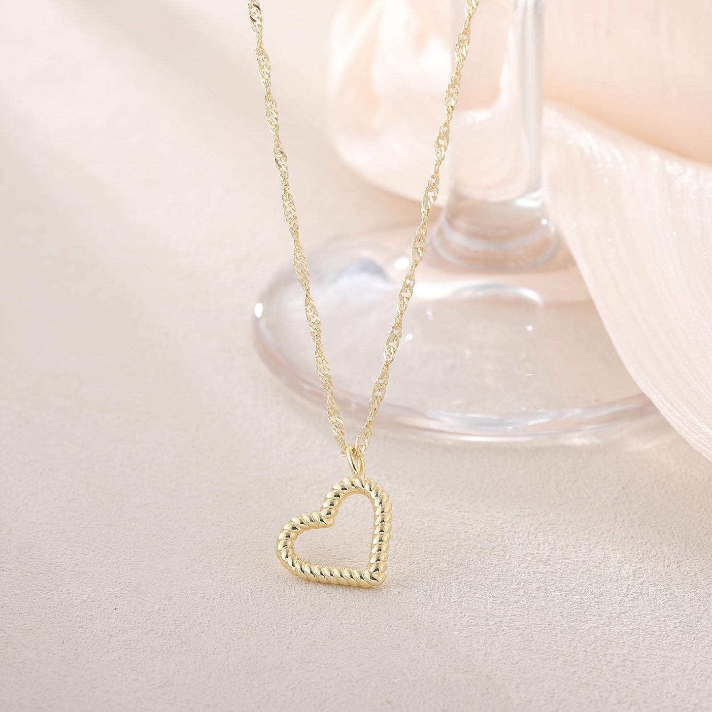 ASCOMY Dainty Gold Necklace for Women 14K Gold Plated Necklaces for Her Delicate Love Heart Necklace Heart Pendant Necklace Cute Necklaces Festival Jewelry Gift for Women