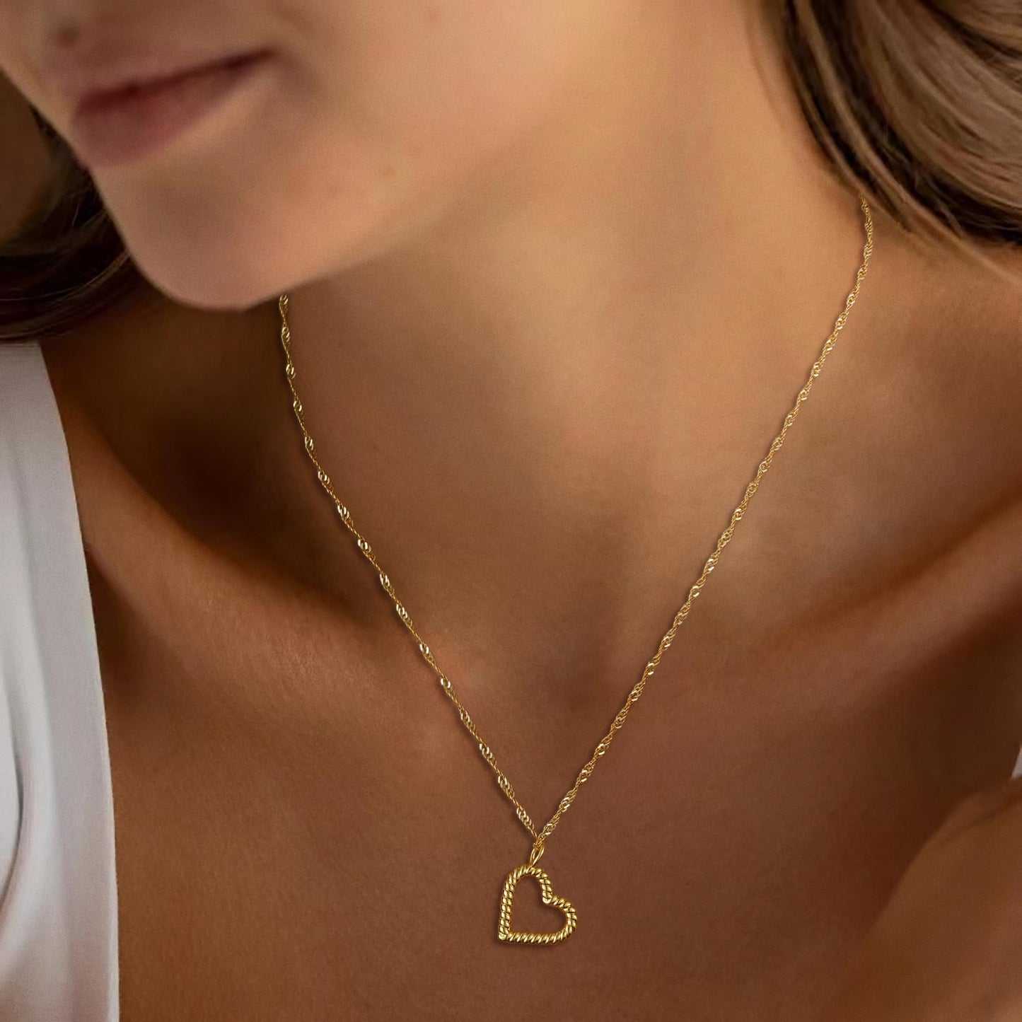 ASCOMY Dainty Gold Necklace for Women 14K Gold Plated Necklaces for Her Delicate Love Heart Necklace Heart Pendant Necklace Cute Necklaces Festival Jewelry Gift for Women