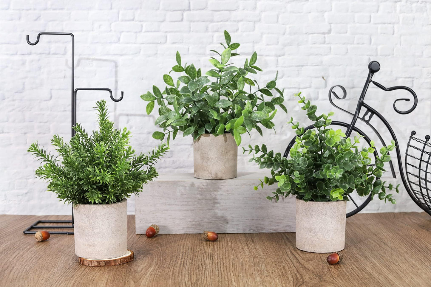 Der Rose 3 Pack Mini Potted Fake Plants Artificial Plastic Eucalyptus Plants Topiaries for Home Office Desk Farmhouse Room Decor