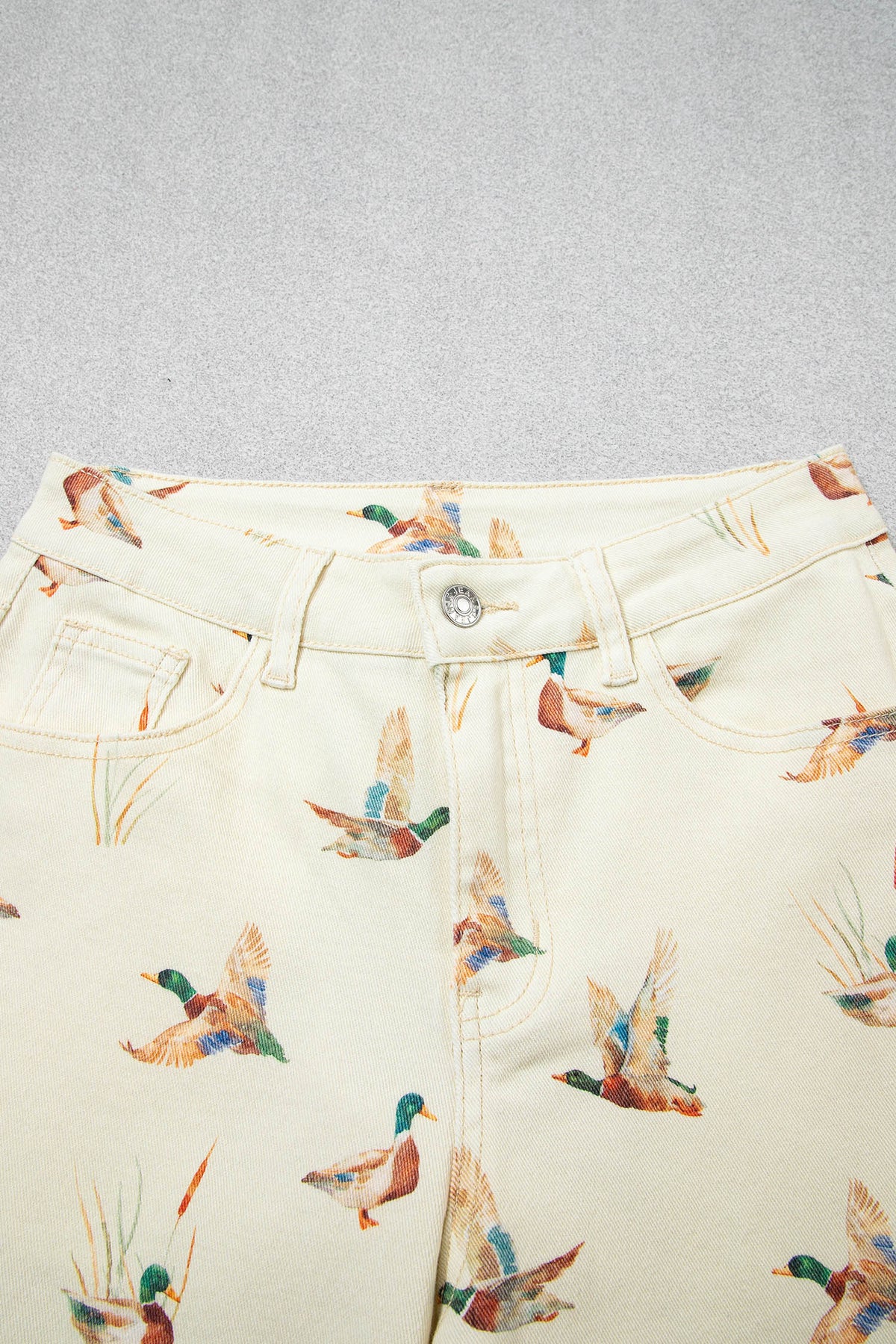 Beige Stylish Mallard Printed Cuffed Hem Shift Jeans