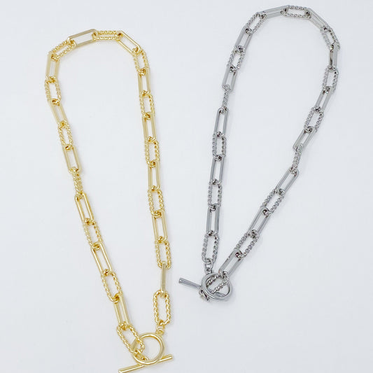 Toggle Chain Link Necklace by Ellisonyoung.com