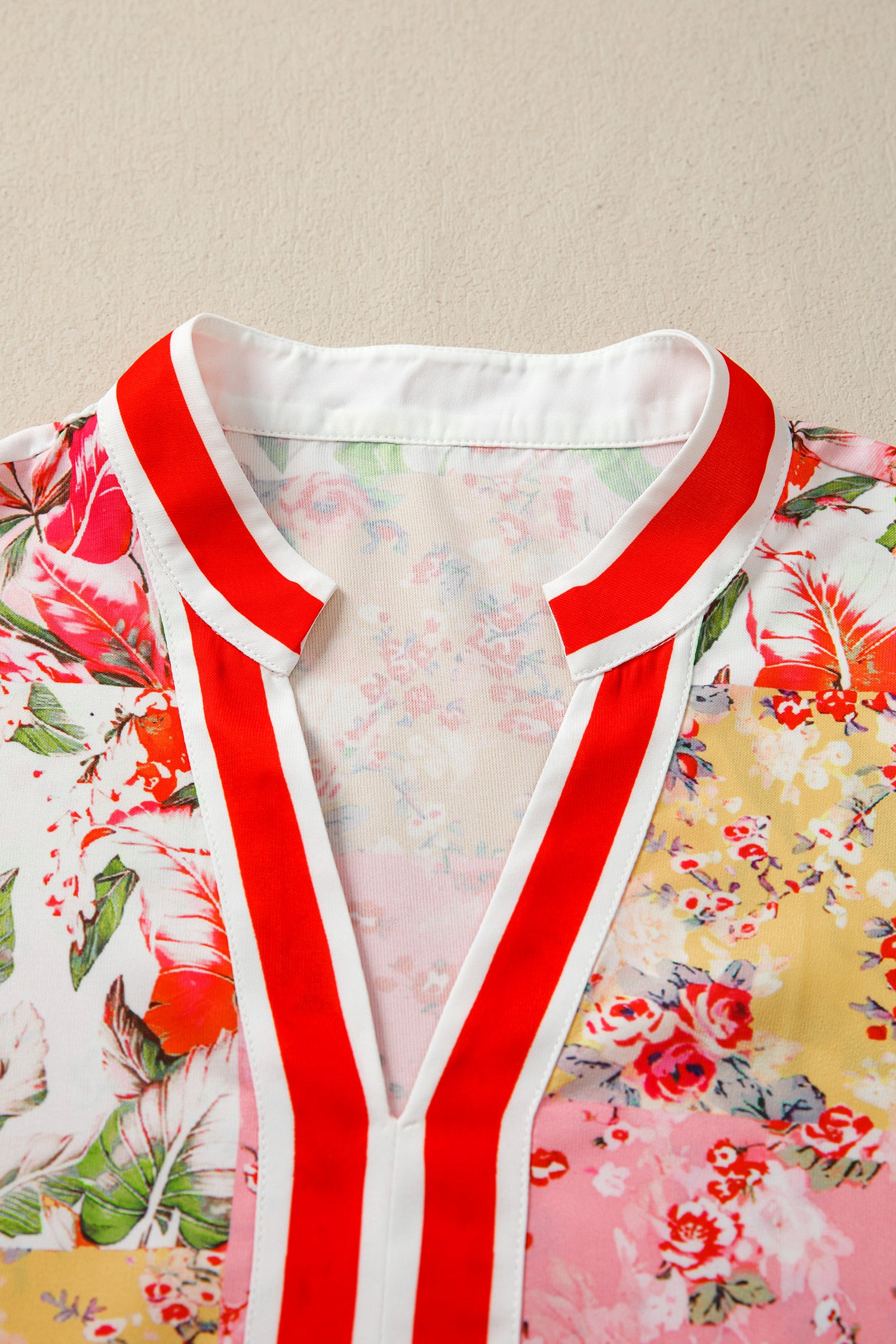 Pink Contrast Collared V Neck Short Sleeve Floral Blouse