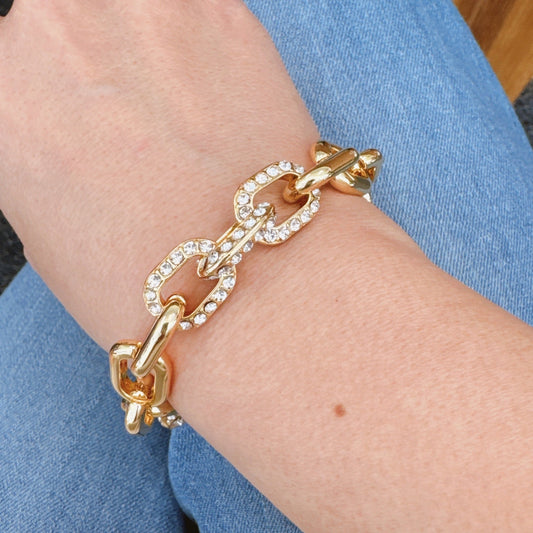 Chic-And-Sparkle-Chain-Bracelet
