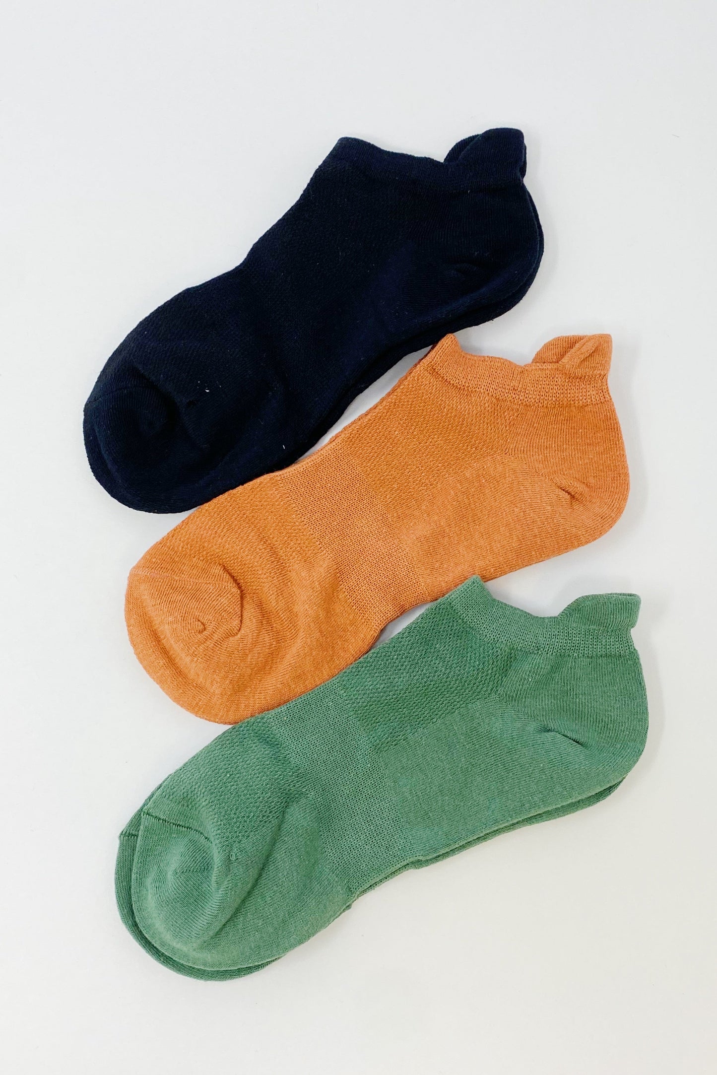 Color Of Today Low Ankle Socks Set by Ellisonyoung.com