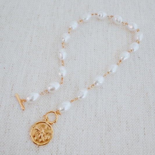 Golden-Bee-Baroque-Necklace