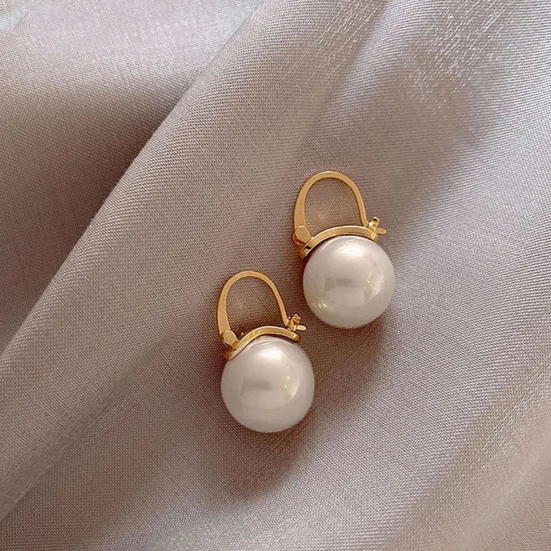 2025 New Fashion Oversized White Pearl Drop Earrings for Women Bohemian Golden Round Zircon Wedding Earrings Jewelry Gift