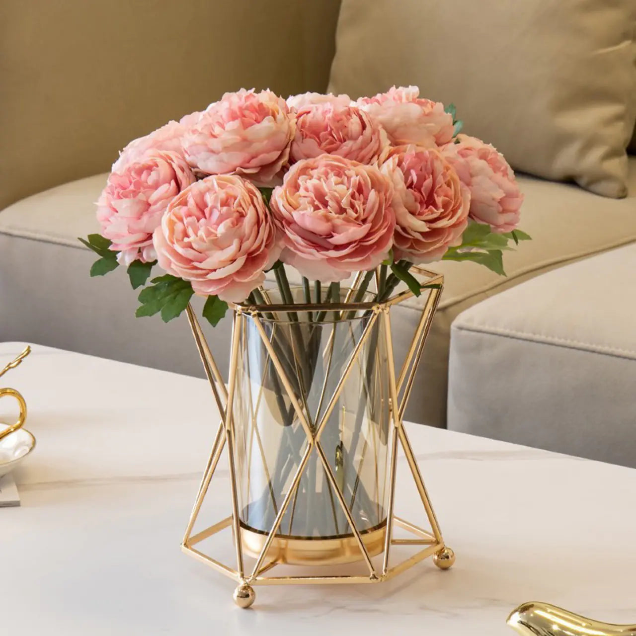 Luxury Floral Arrangement Glass Vase Decor