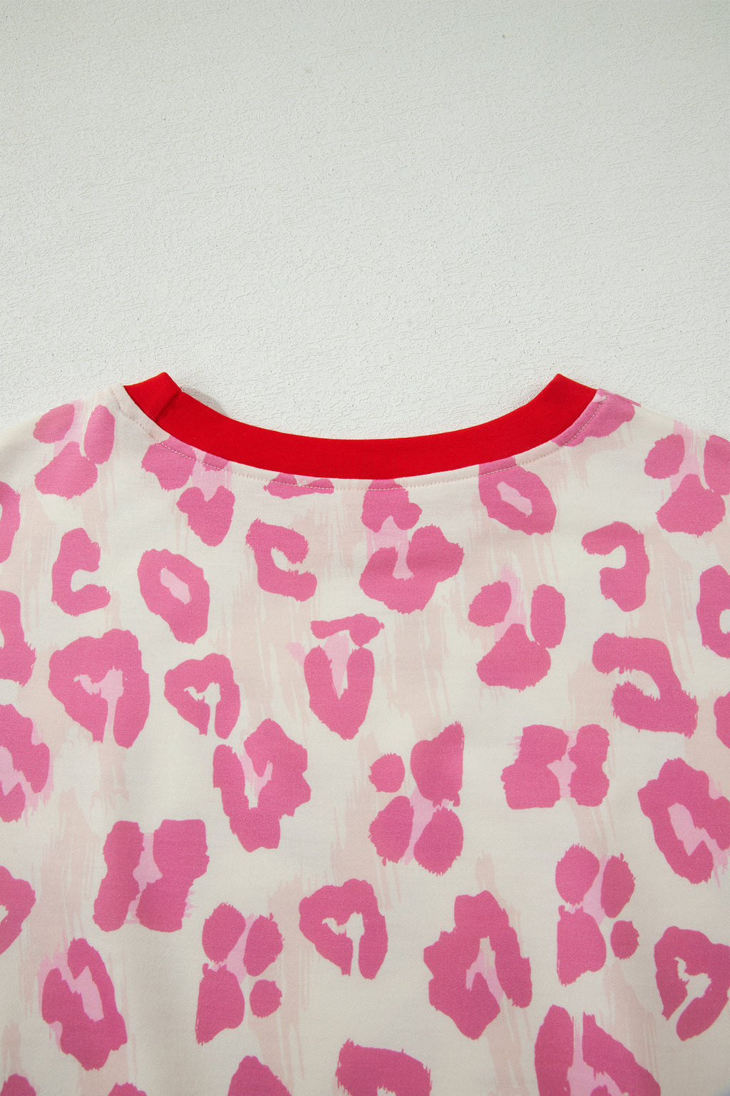 Rose Unique Leopard Print Contrast Trim Top Loose 2pcs Short Set
