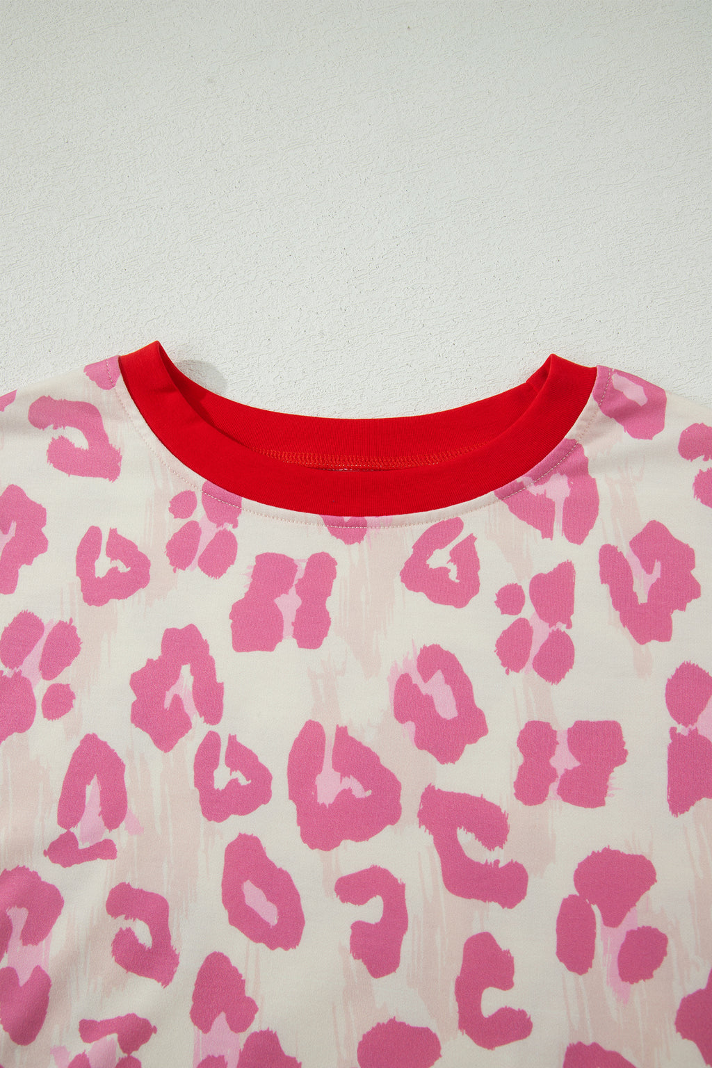 Rose Unique Leopard Print Contrast Trim Top Loose 2pcs Short Set