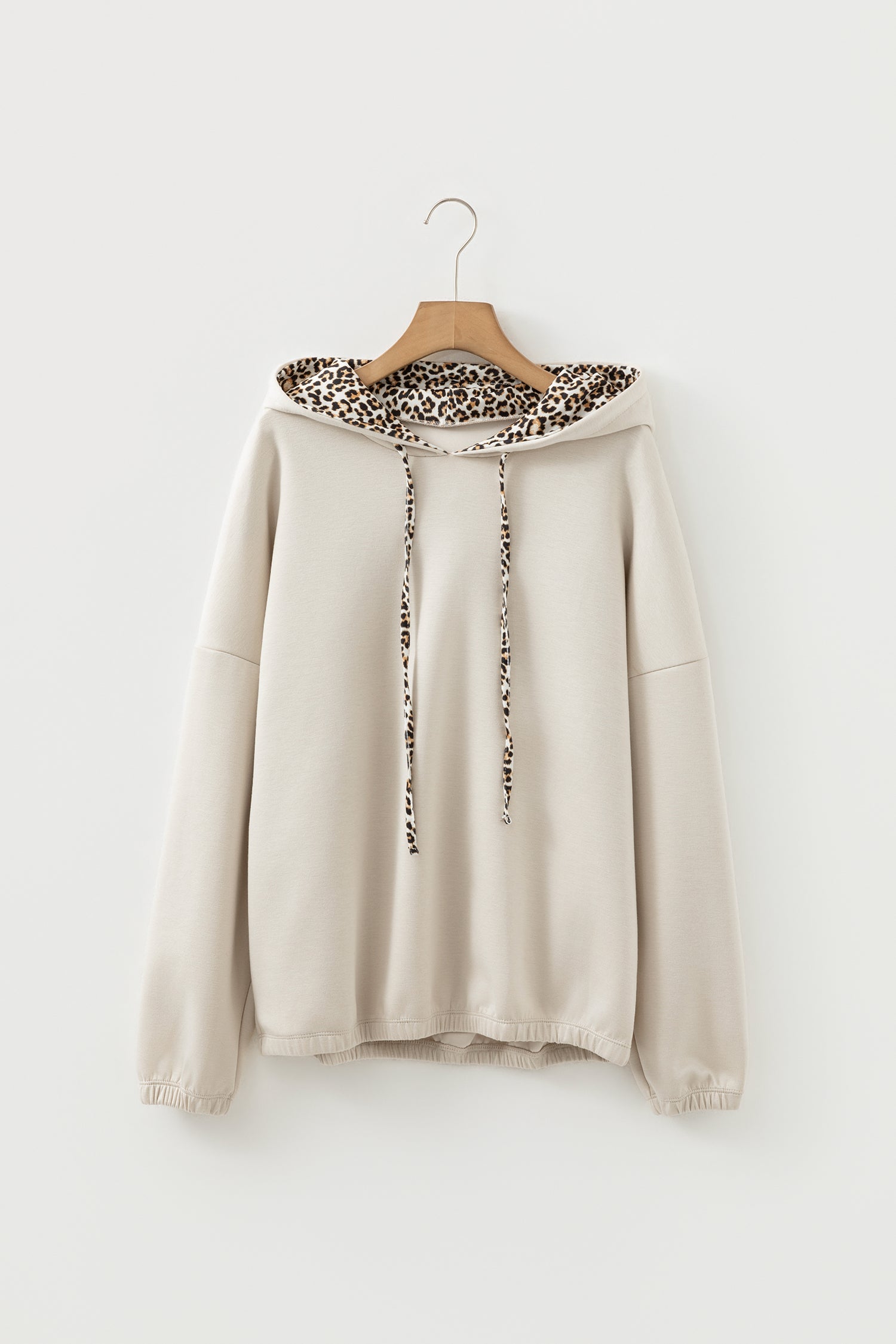 Jet Stream Leopard Contrast Drawstring Hood Drop Shoulder Loose Top